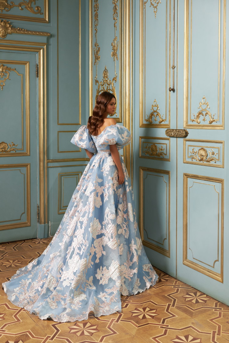 robe de soiree evasee bleu ciel