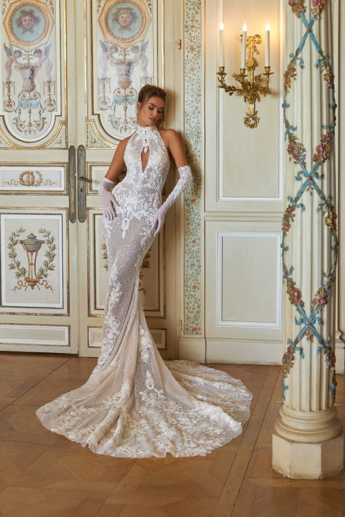 Robe de mariée emmanchure américaine