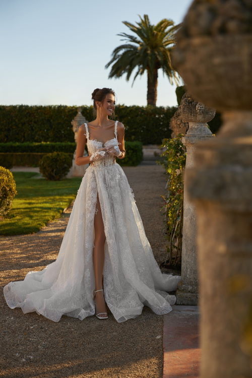 Robe de mariée audacieuse