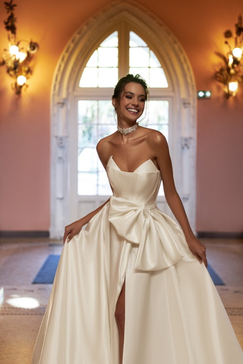 Robe de mariée en mikado de soie